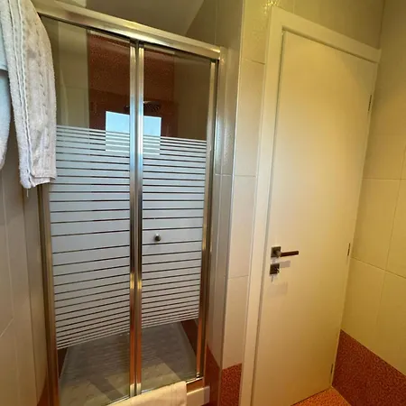 Apartment Hiliadou *