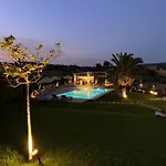 Hiliadou Boutique