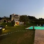 Hiliadou Boutique