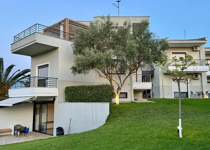 Hiliadou Boutique Possidi