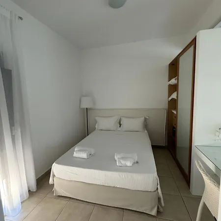 Hiliadou Boutique شقة *