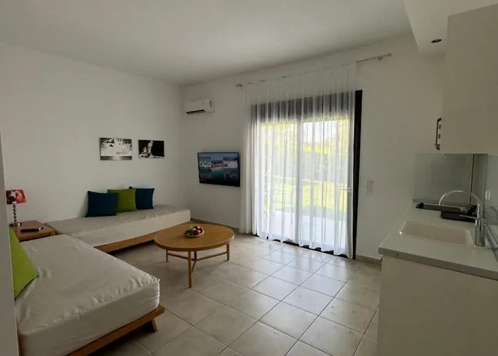 Apartment Hiliadou *